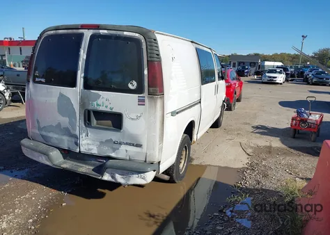 1998 Chevrolet Chevy Van G2500 из США, поврежденный, VIN 1GCGG25W4W1080411